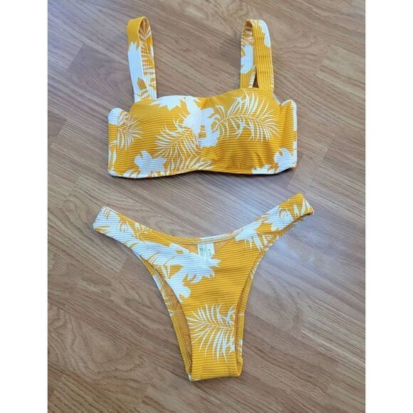 Seafolly Australia Wild Tropical Bikinis 10 - Picture 3 of 10